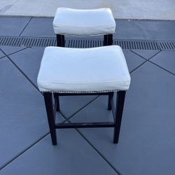 Set Of 2 Nailhead Bar stools