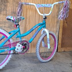 Girls bike