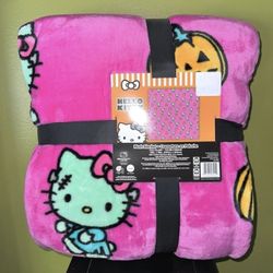 Hello Kitty Halloween Frankie Blanket 