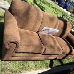 Free Sofa