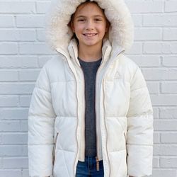 Gerry Girls Winter Puffer Coat Size Medium  10/12 White&Gold With Faux Fur Hood