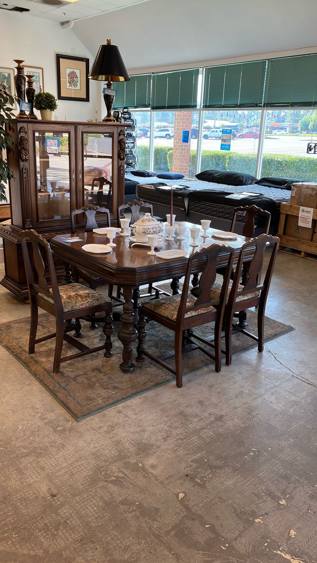 Dining Table With 6 Chairs