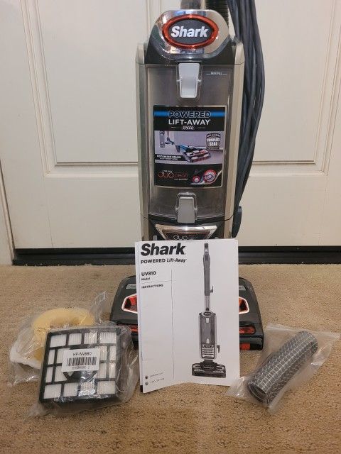 Shark UV810 DuoClean Lift-Away Vacuum