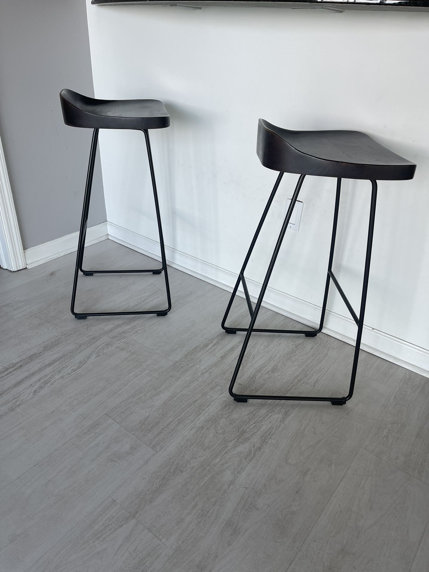 Pottery Barn | William Sonoma - Bar stools (2)