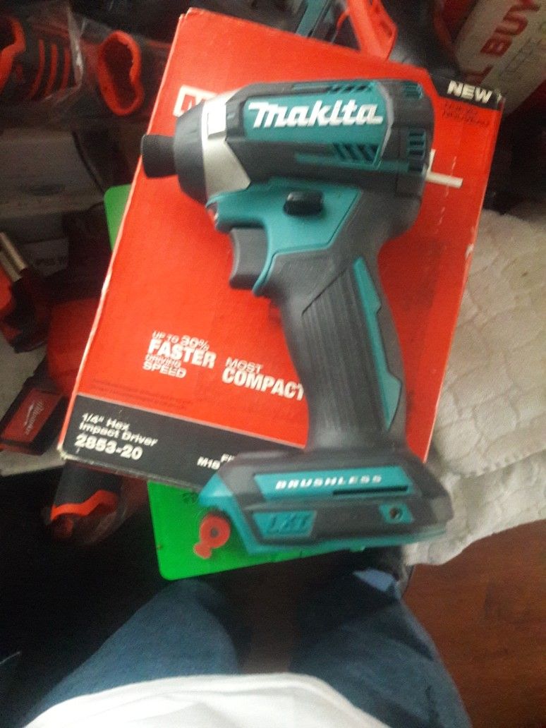 New Makita 1/4 Hex Brushless Impact Tool Only