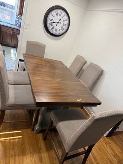 Dining set