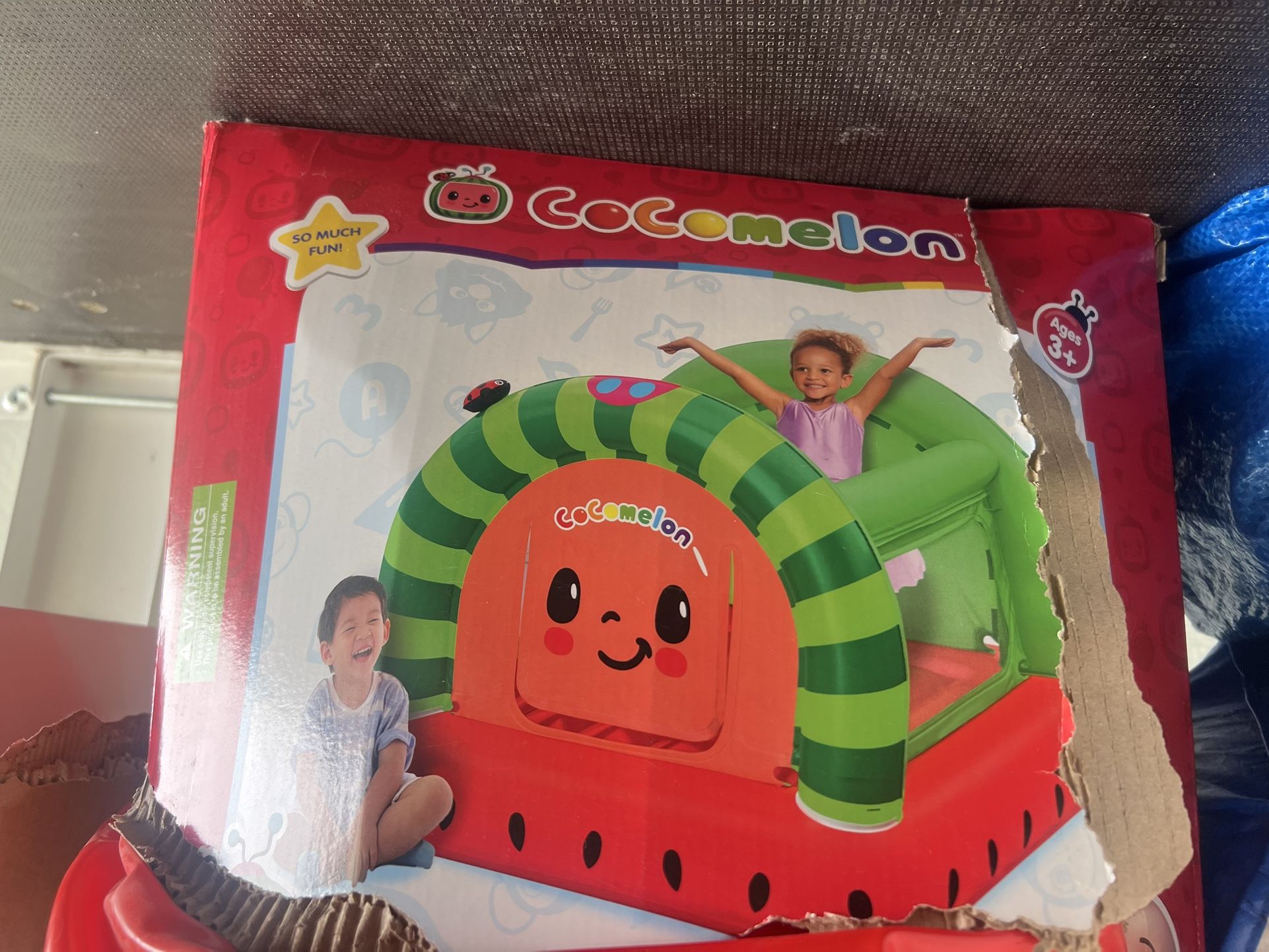 Cocomelon Bounce House/jumper