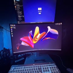 Oddessey G5 27inch and Lenovo 24inch