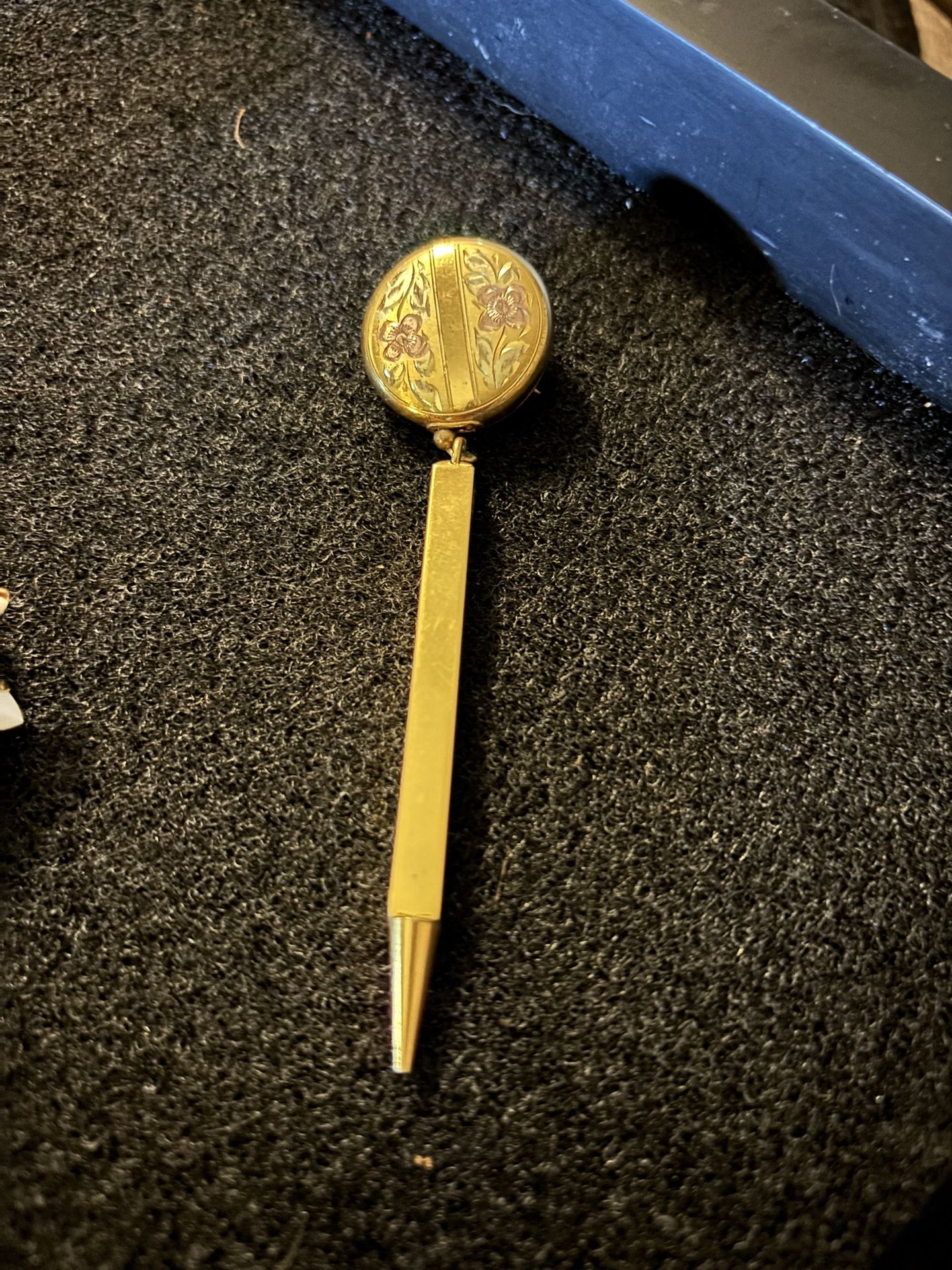 Vintage Ketchum & MacDougall Retractable Etched Pencil Brooch Very Pretty $18