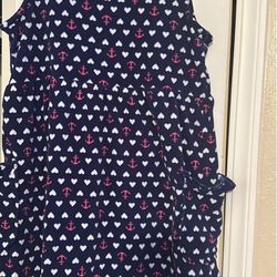 Women’s nightgown with pockets