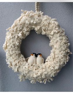Felt Snowflake Wreath with Penguin Figures