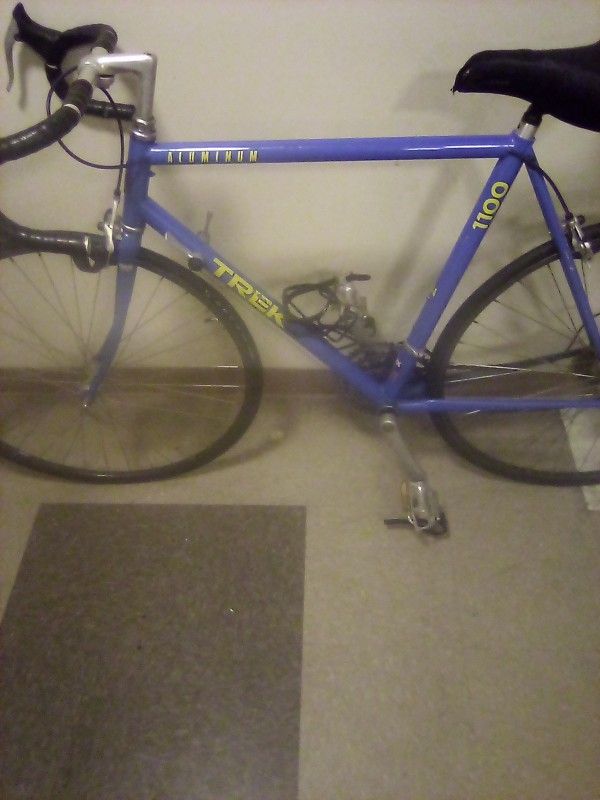 TREK 1100 All Aluminum Bicycle