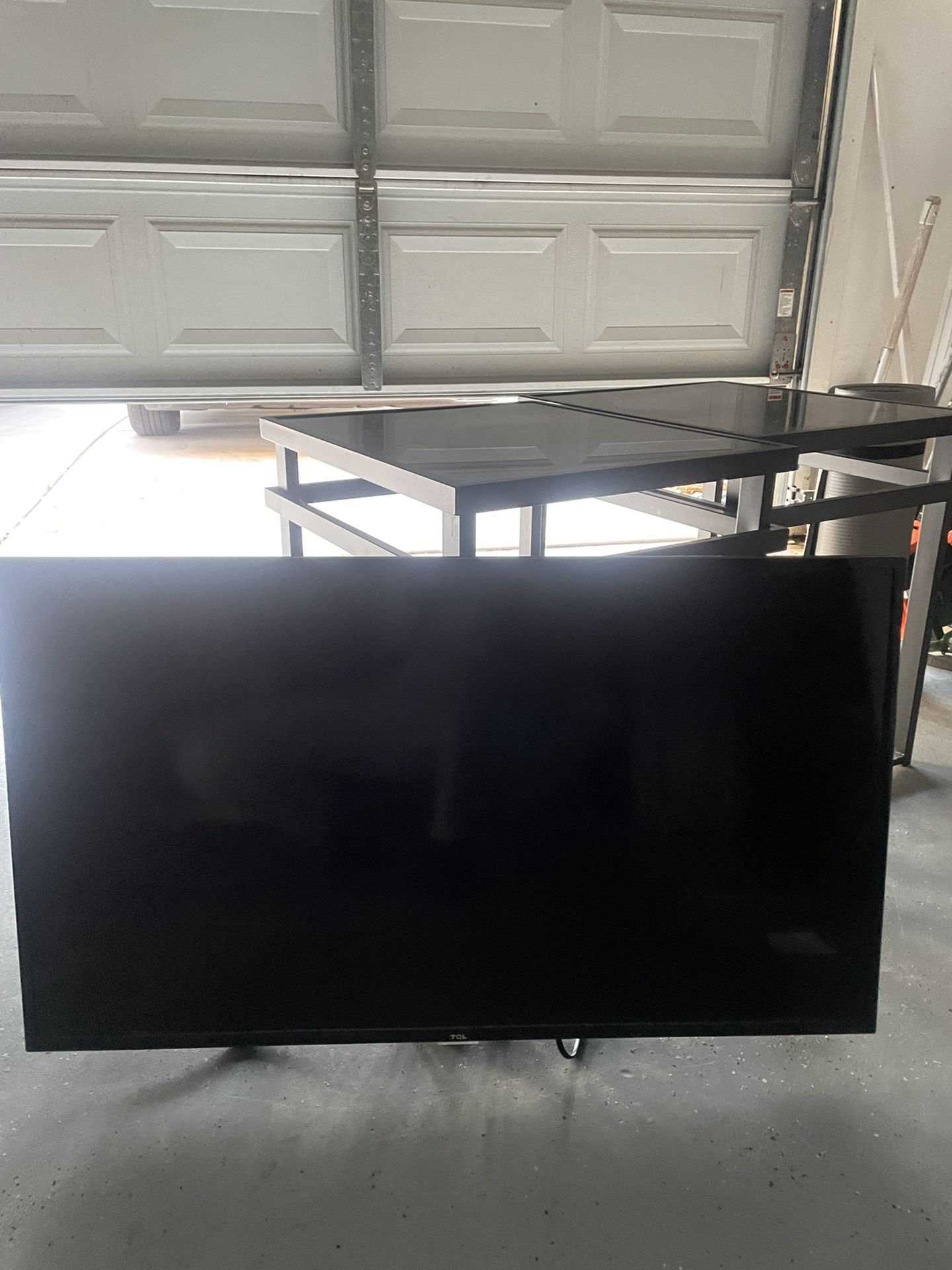 40 Inch TCL TV