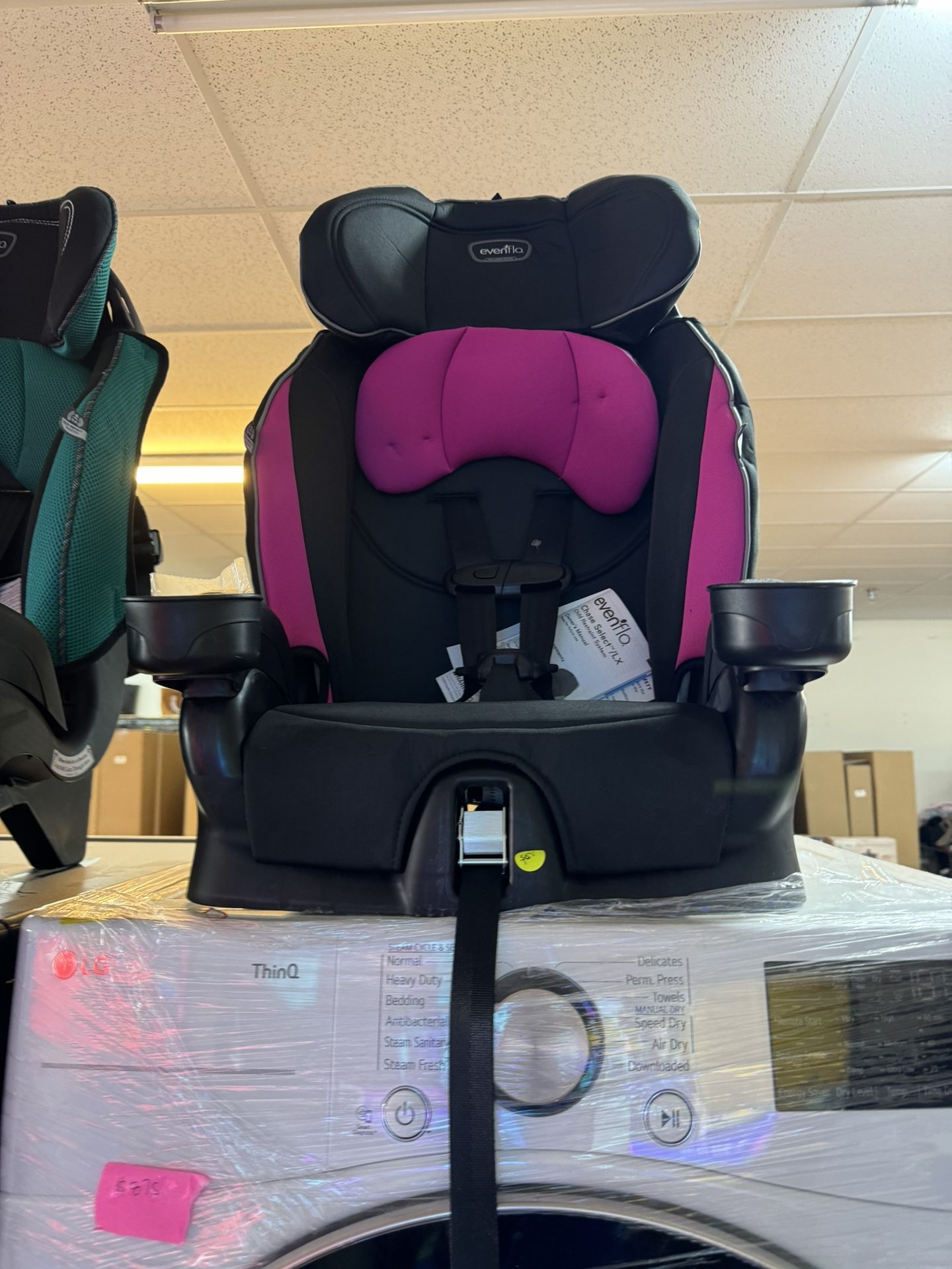 Evenflo Chase Sport Harnessed Booster Car Seat, Jayden 18x18.5x29.5 Inch