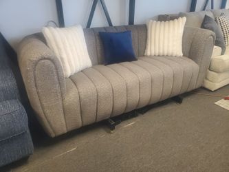 Channel Tufted  Sofa