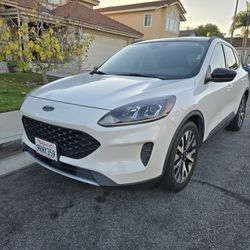 2020 Ford Escape