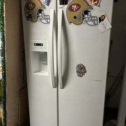 refrigerator 