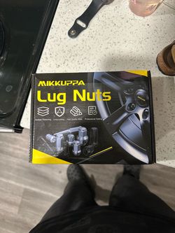Lug nuts Chevy Silverado M14 x 1.5