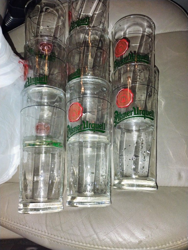 11 Bier Glasses Pickup Only Cash