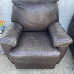 Brown Leather Recliner Chair!