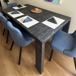 Large Black Dining Table w/ Extention w/ 4 Dining Chairs