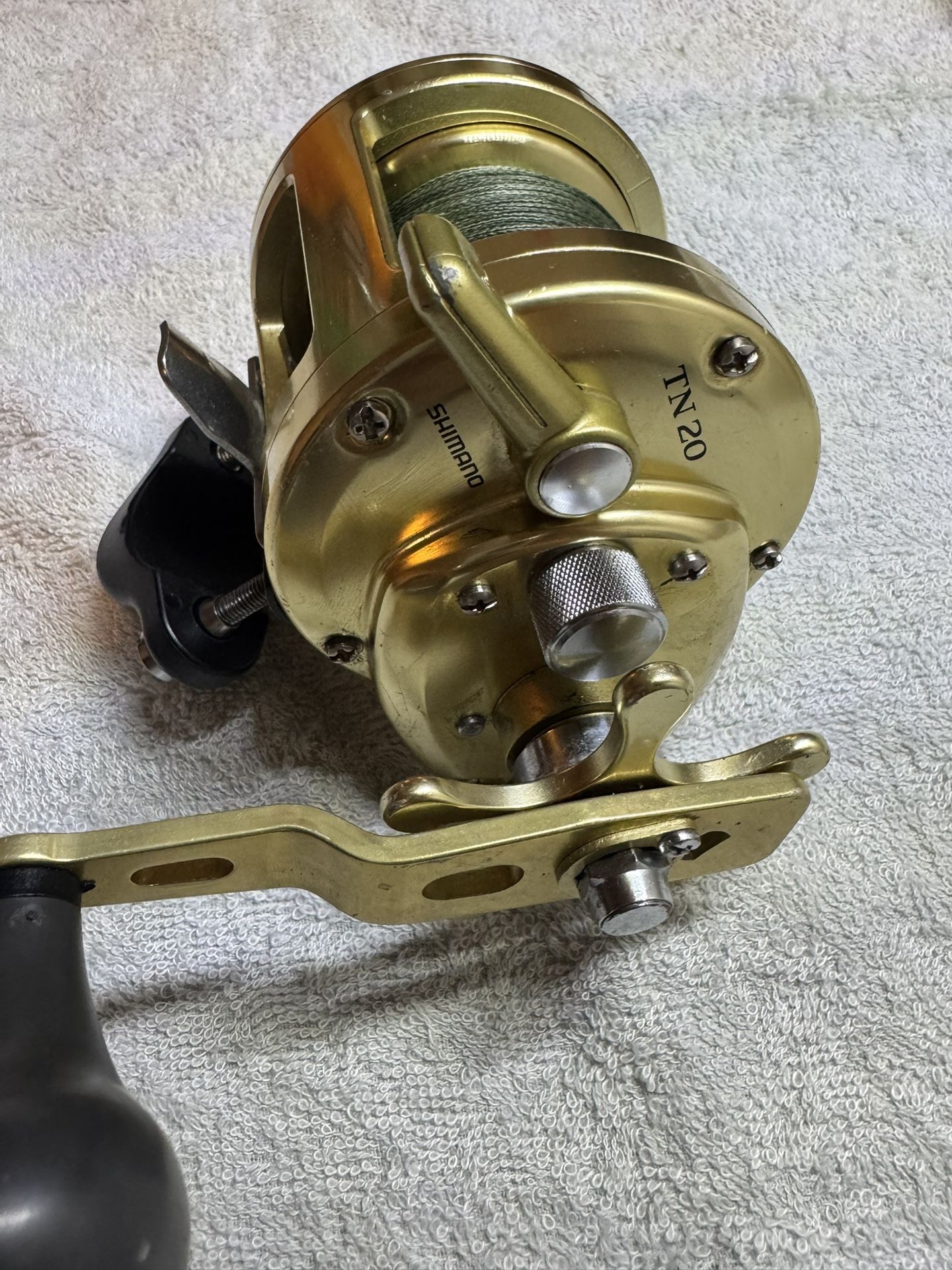 Fishing reel