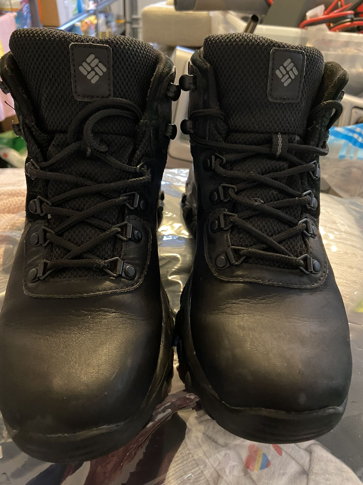 New Black Columbia Boots