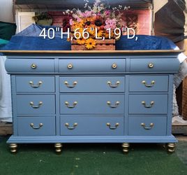 Broyhill gray 12 drawer wood dresser