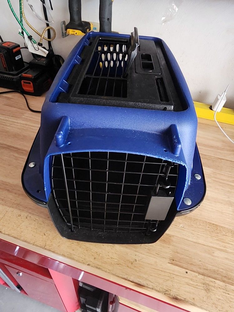 Small 2 Door Kennel