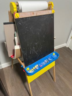 Kids Art Easel with Chalkboard and Paper Roll