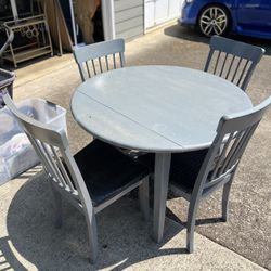 Kitchen Table W/ 4 Chairs 