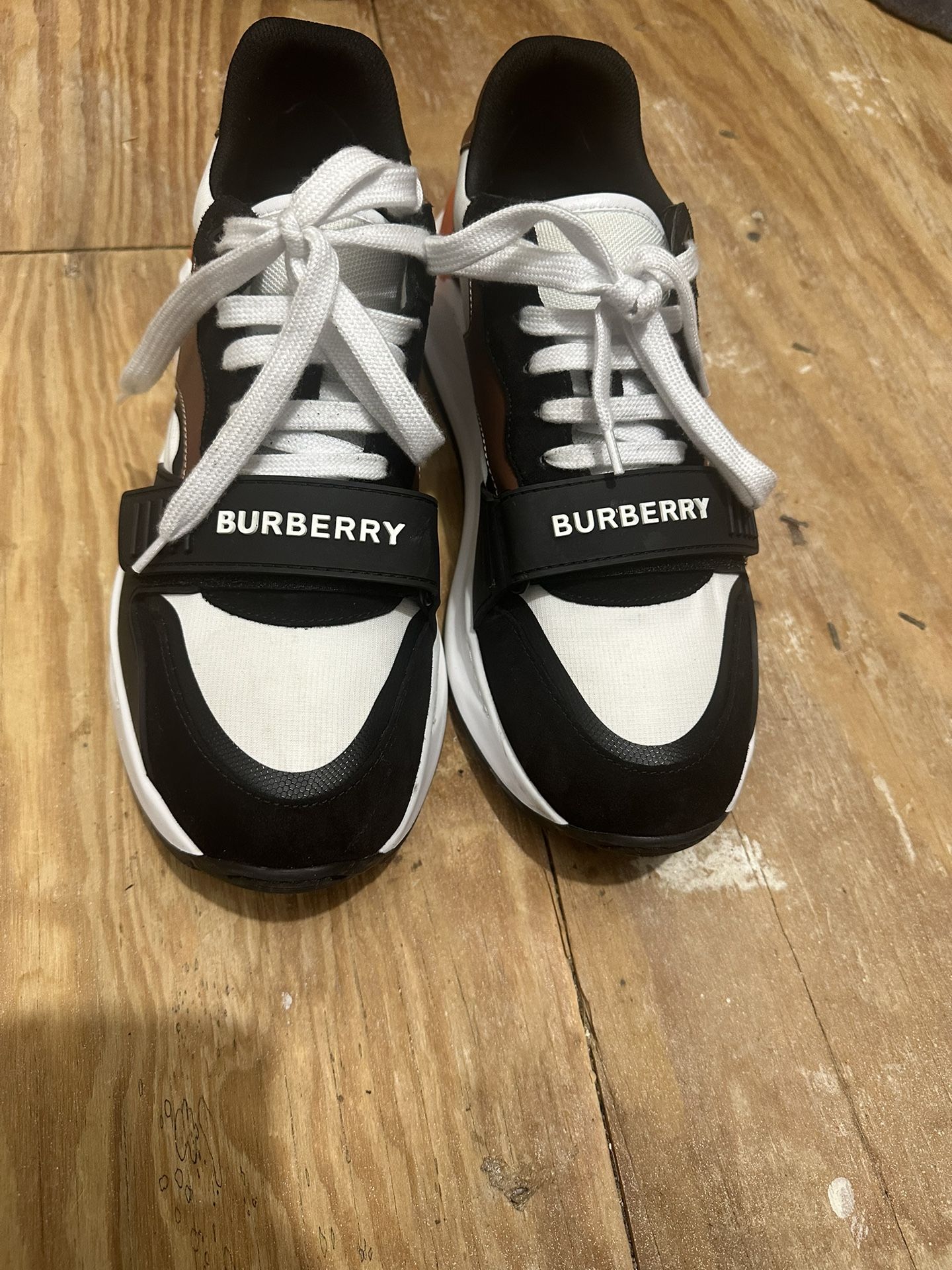 Burberry Shoes