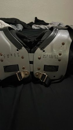 Shoulder pads