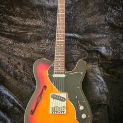 Fender Telecaster Thin Line Deluxe Semi Hollow Body Electric Guitar 6 String Tele With Hard Shell Case 3 tone Sunburst