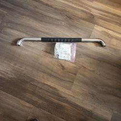 32in Chrome Shower Bar