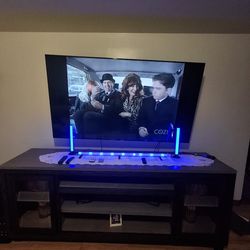 Samsung TV  70 Inch Very Good Condition 4k Smart TV