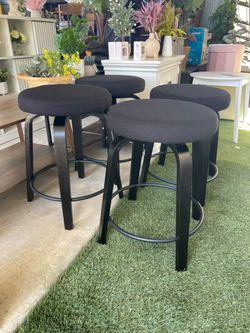 Set of 4 Black Round Bar Stools