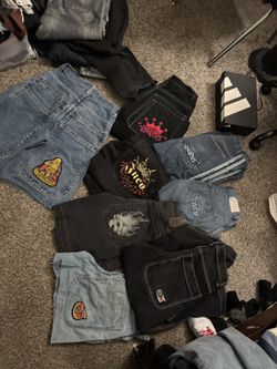 TRADING CLOTHES