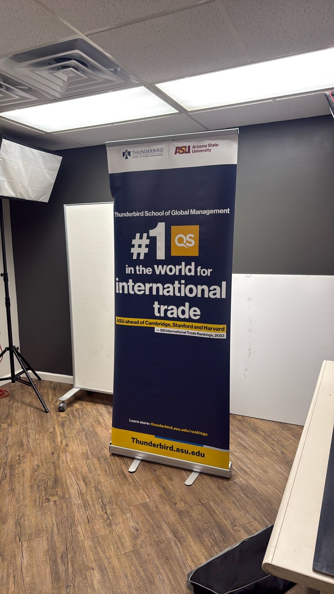 Stand Up Sign For Promotions  Aluminum Sign Base And Stick