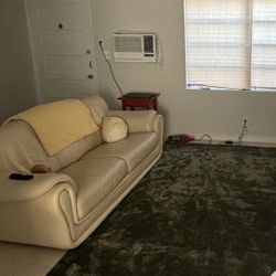 Vintage Natuzzi Leather Off-White Couch