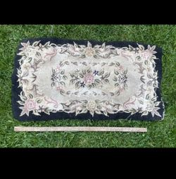 VTG c1920's-1940's Floral Hooked Area Rug 42" x 22"