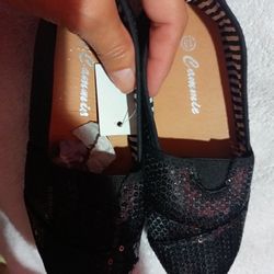 New Flats Shoes For Girls Size 13