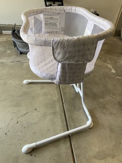 Halo Bassinet Glide Sleeper