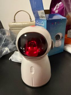 Moving Sale｜Brand New M01 Dual‑Laser Cat Toy, Firm $15