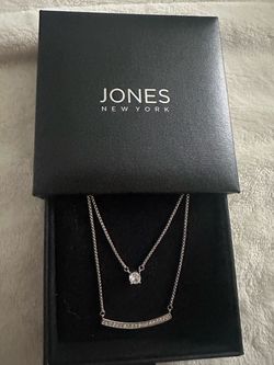 New never worn Jones New York Double Strand Necklace