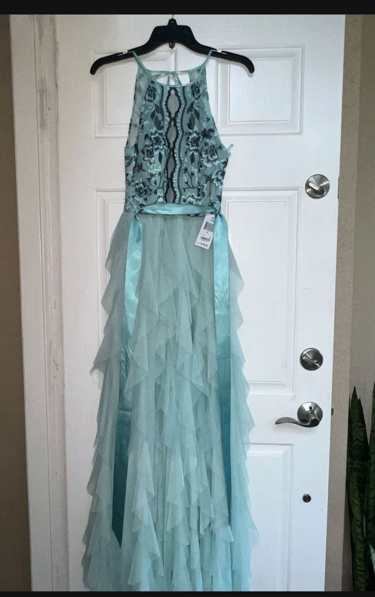 Macys Size 5 Teen / Never Worn New With Tags Turquoise Blue
