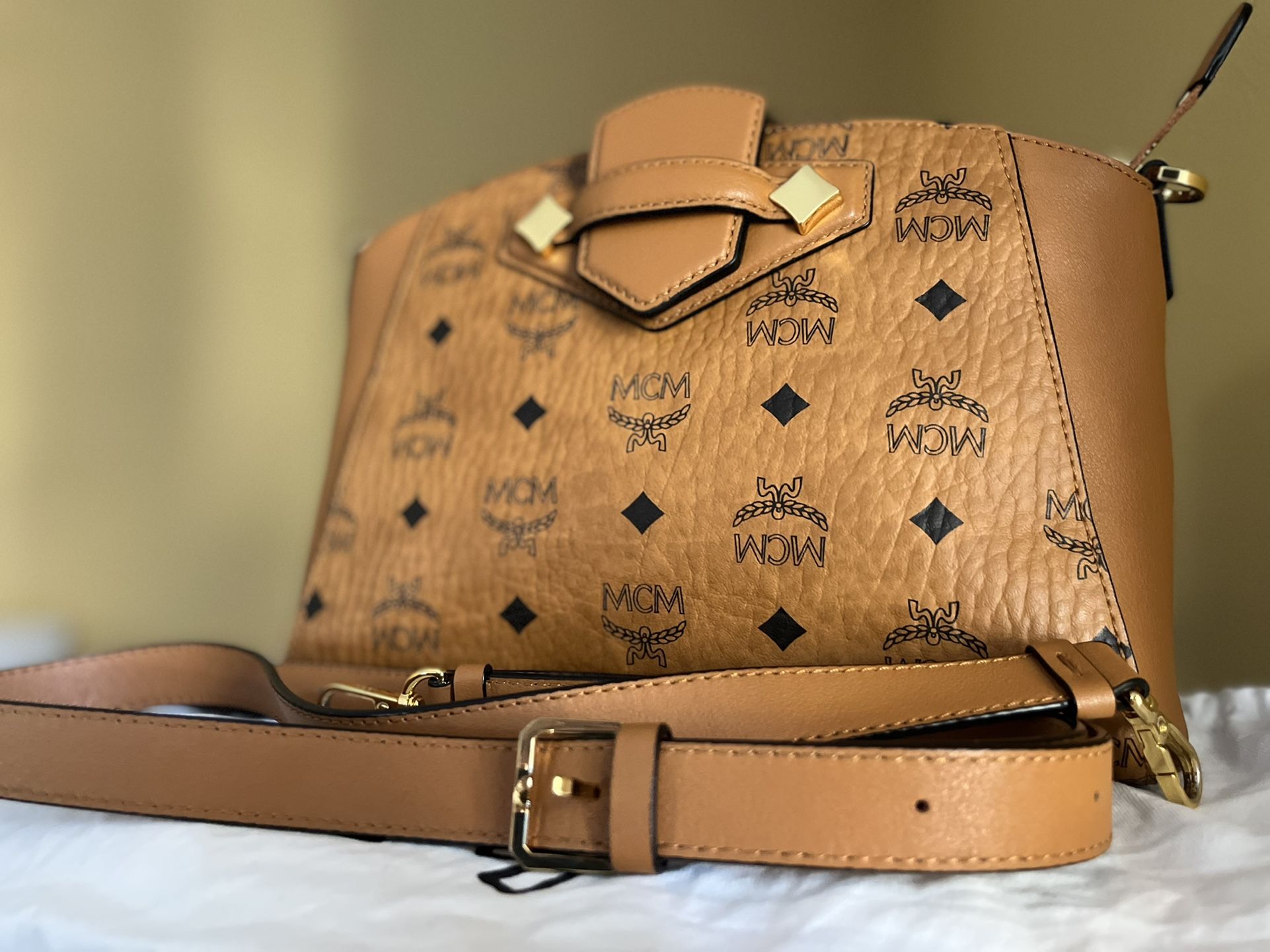 MCM Shoulder Bag (like new condition)