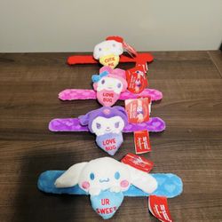 Sanrio X Sweethearts Plush Wrist Hugger Bundle