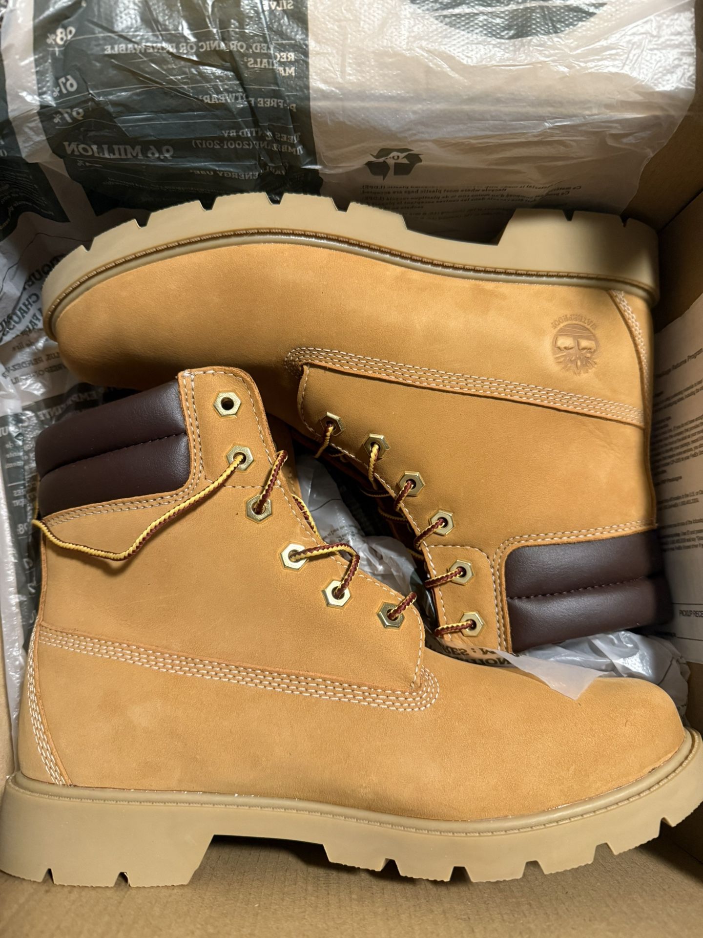 Timberland 6” Inch Premium Women’s size 9.5 Boots