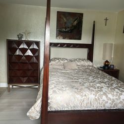 Bed Set bed, Chest, Mirror And Dresser